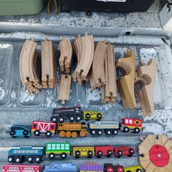 Train Set Multiple Pieces Good Shape No Offers No Trades 75th Avenue Indian School Serious Buyers Only Please