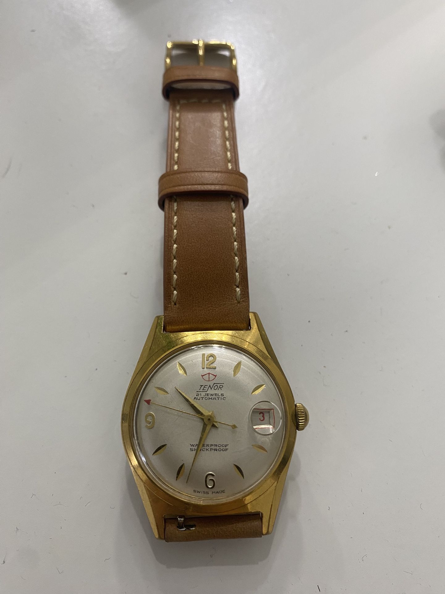 Mens Vintage Tenor Automatic Swiss Watch