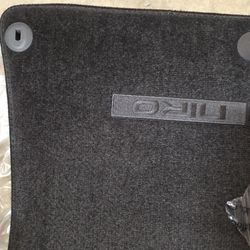 Kia Niro Floormat Set -- Free