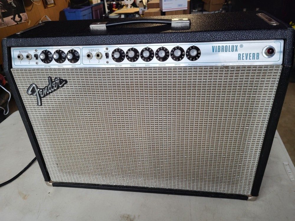 1976 Fender Vibrolux Reverb Guitar Amplifier Works Great
