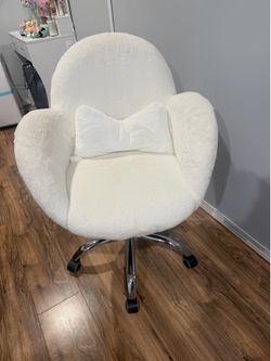 Vanity/Desk chair