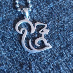 Cadenita De Sterling Silver 925 Italy Con Dije De Ardilla Esta Larga La Cadenita 