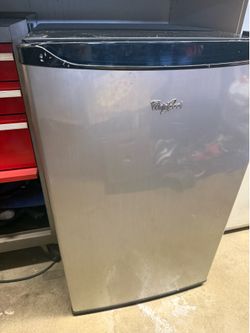 Whirlpool mini fridge