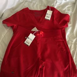 Women’s Winning Red Figs Scrub Set 