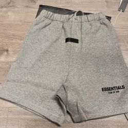 Dark Oatmeal Essential’s Shorts