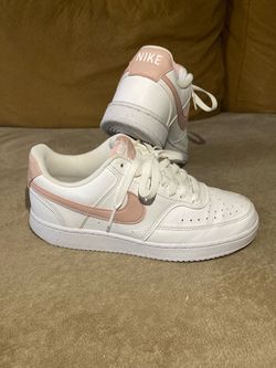 NIKE Court Vision Low Women’s Shoes Size 7