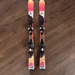 Lux Jr Salomon Skis (120cm 47.2 In)