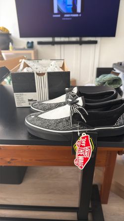 Vans nightmare before Christmas shoes