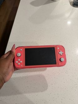 Nintendo Switch Lite – Coral Pink