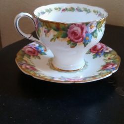Paragon Tapestry Rose Cup & Saucer