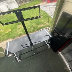 Tv Stand 135pounds 3 Glass Shelves 