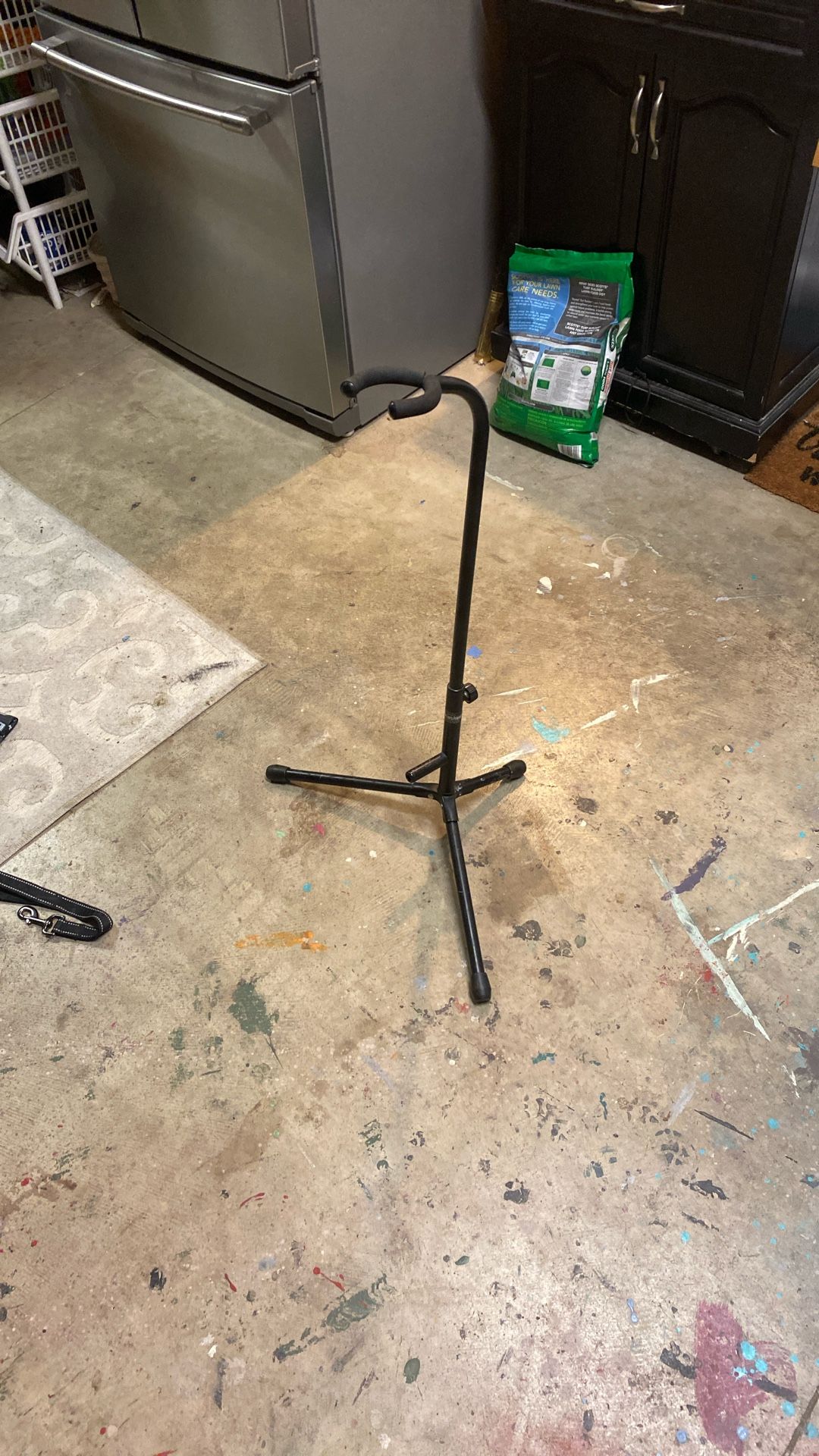 Guitar Stand 20$