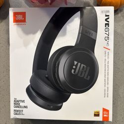 JBL Live 675NC Wireless Over-Ear Headphones – Adaptive Noise Cancelling | JBL Signature Sound | Long Battery Life