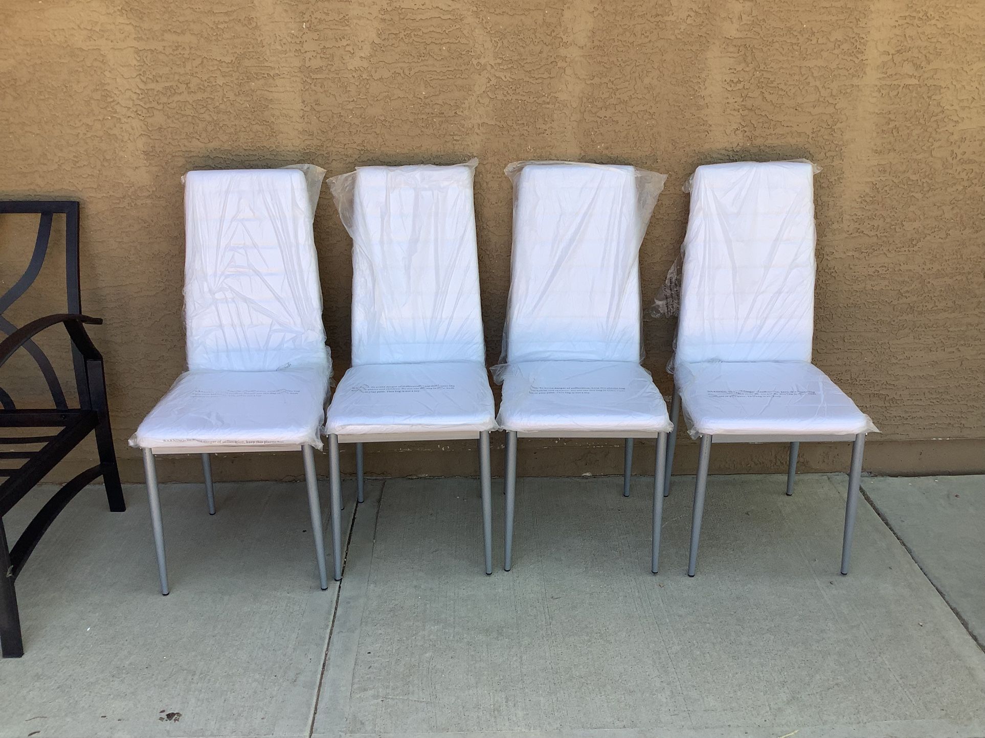 Set Of 4 Dining Chairs