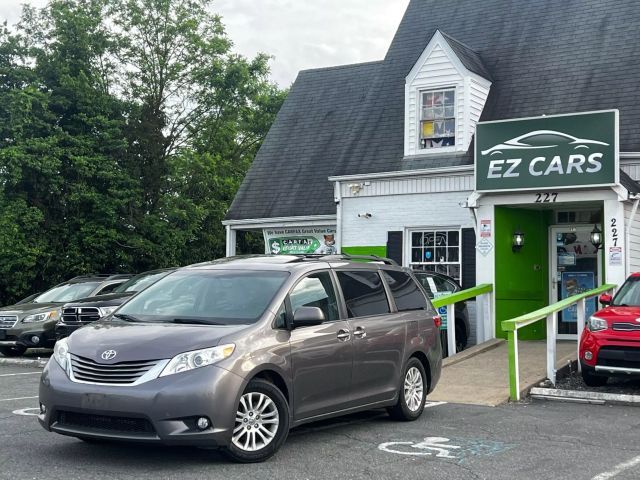2015 Toyota Sienna