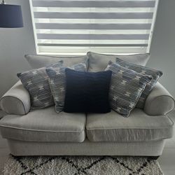 Elegant Beige Linen Loveseat – Modern & Comfortable