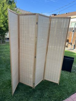 Room Divider / Privacy Room