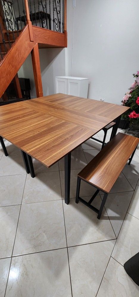 Dining Tables with Bench Seating