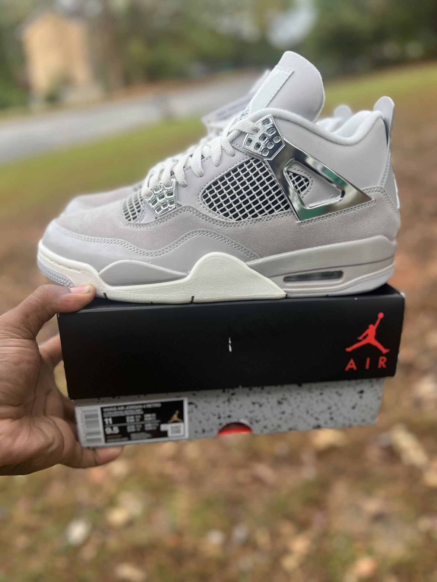 Jordan 4 Retro 