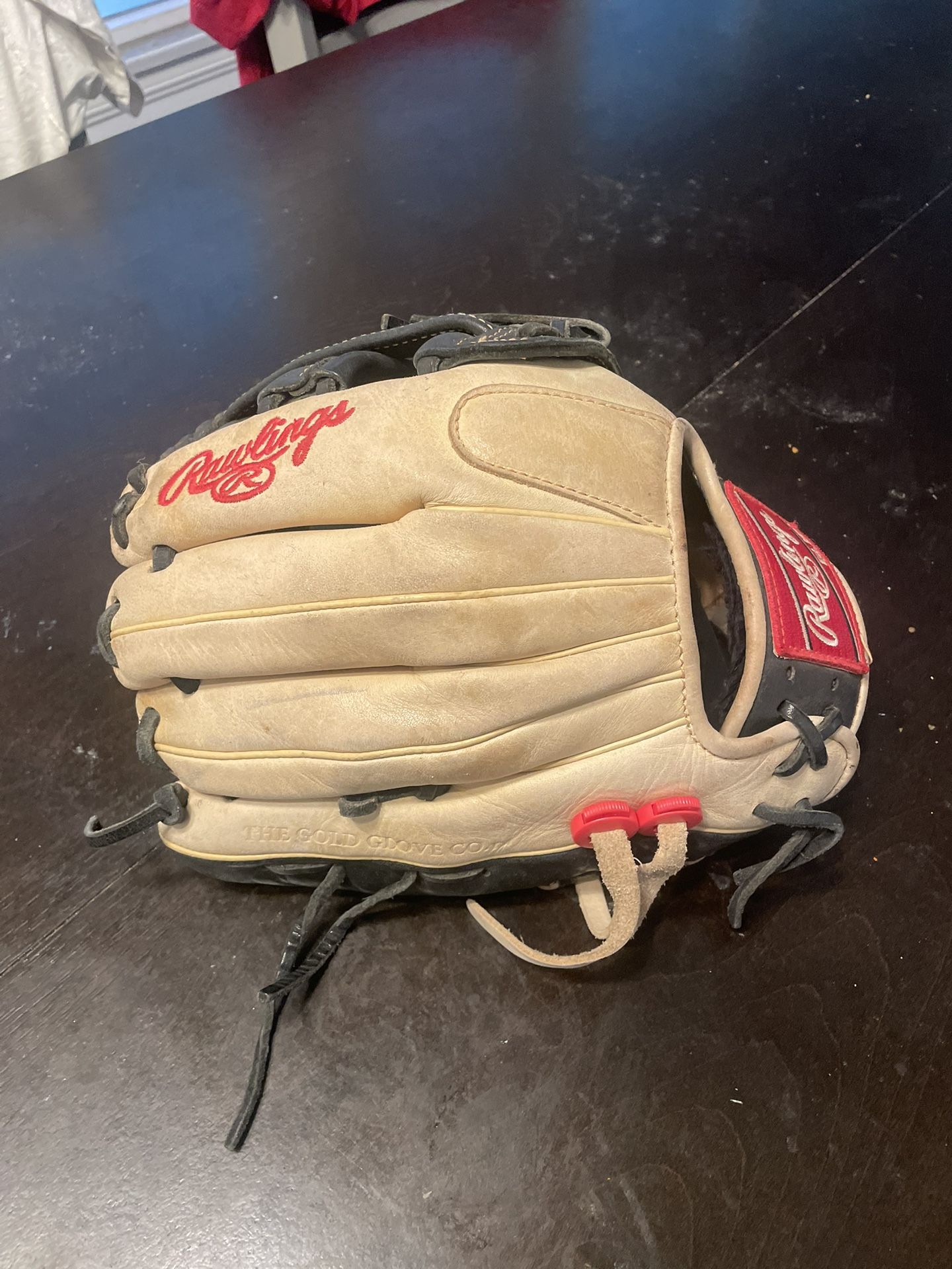 Rawlings, Tan And Black Web, 11.75, Red Glove Lace Locks