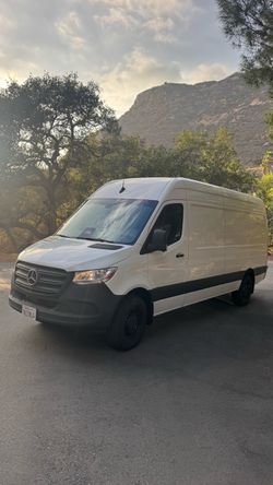 2025 Mercedes sprinter 170 cargo van