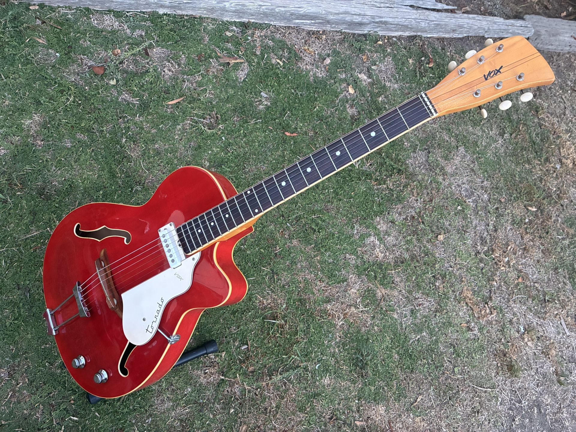 1967 VOX Tornado archtop guitar
