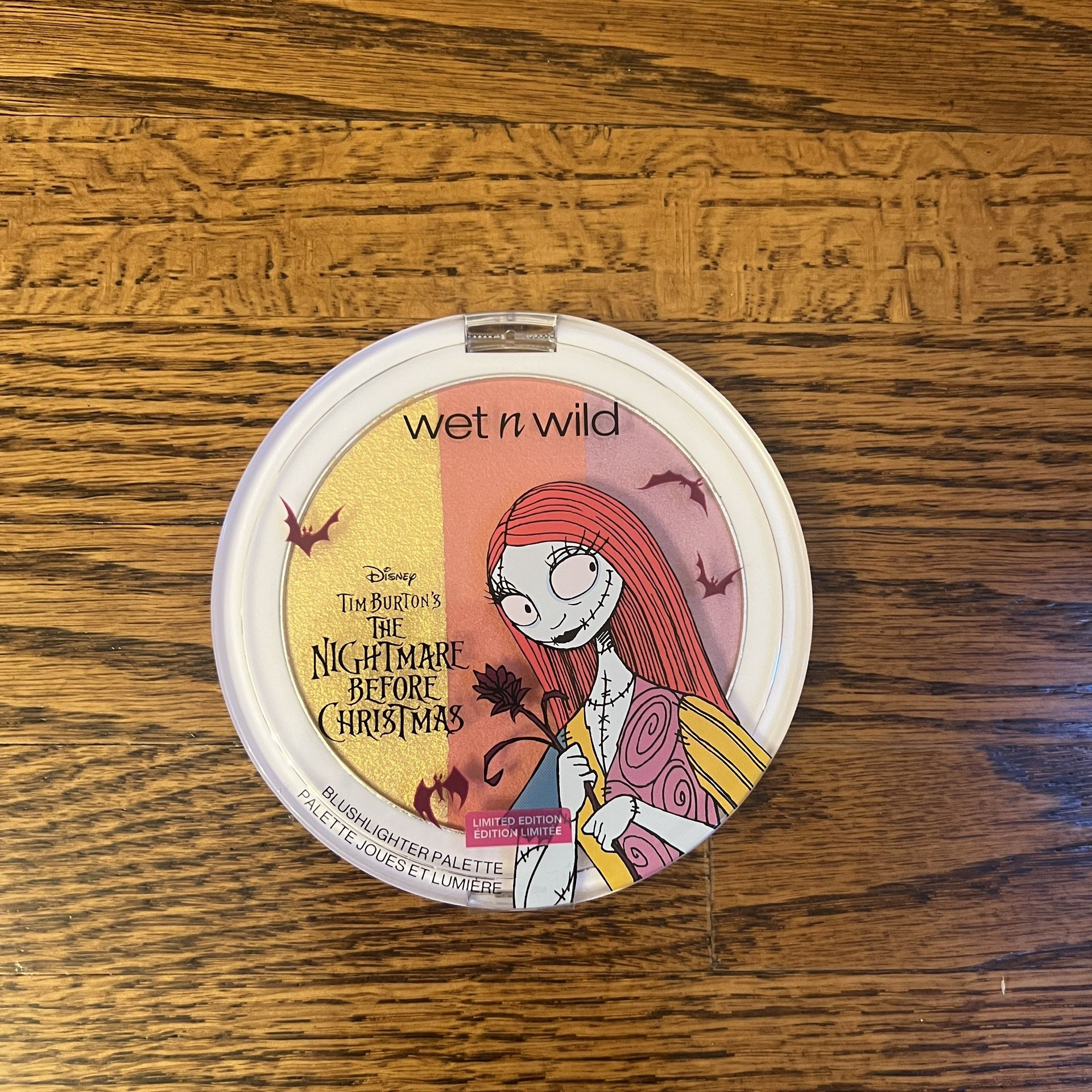 wet n wild Disney The Nightmare Before Christmas Blushlighter Palette 3-in-1 powder - Patchwork Queen Brand new