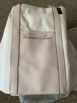 VS Tote