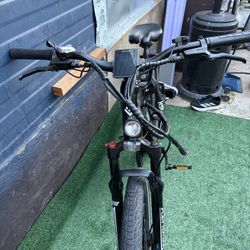 Lectric Xpress 750 High Step. Electric Bike