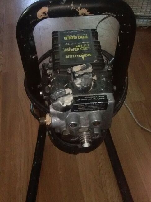 PRO GOLD Contractor Series Model 833cw15 Paint sprayer WAGNER .35 GPM 1/2 HP $100 OBO