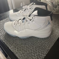 Varsity Blue Jordan’s 11’s