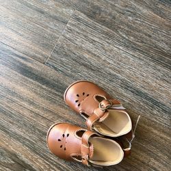 Toddler girl Mary janes / flats /6