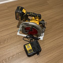 DeWALT 20max V Brushless Flex Volt advance