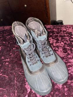 YEEZY 950 DUCK BOOT Make Offer for Sale in Orlando FL OfferUp