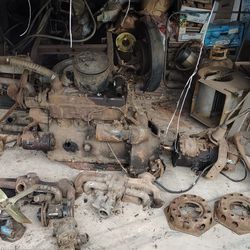 1932 PLYMOUTH FLAT HEAD W/Transmission