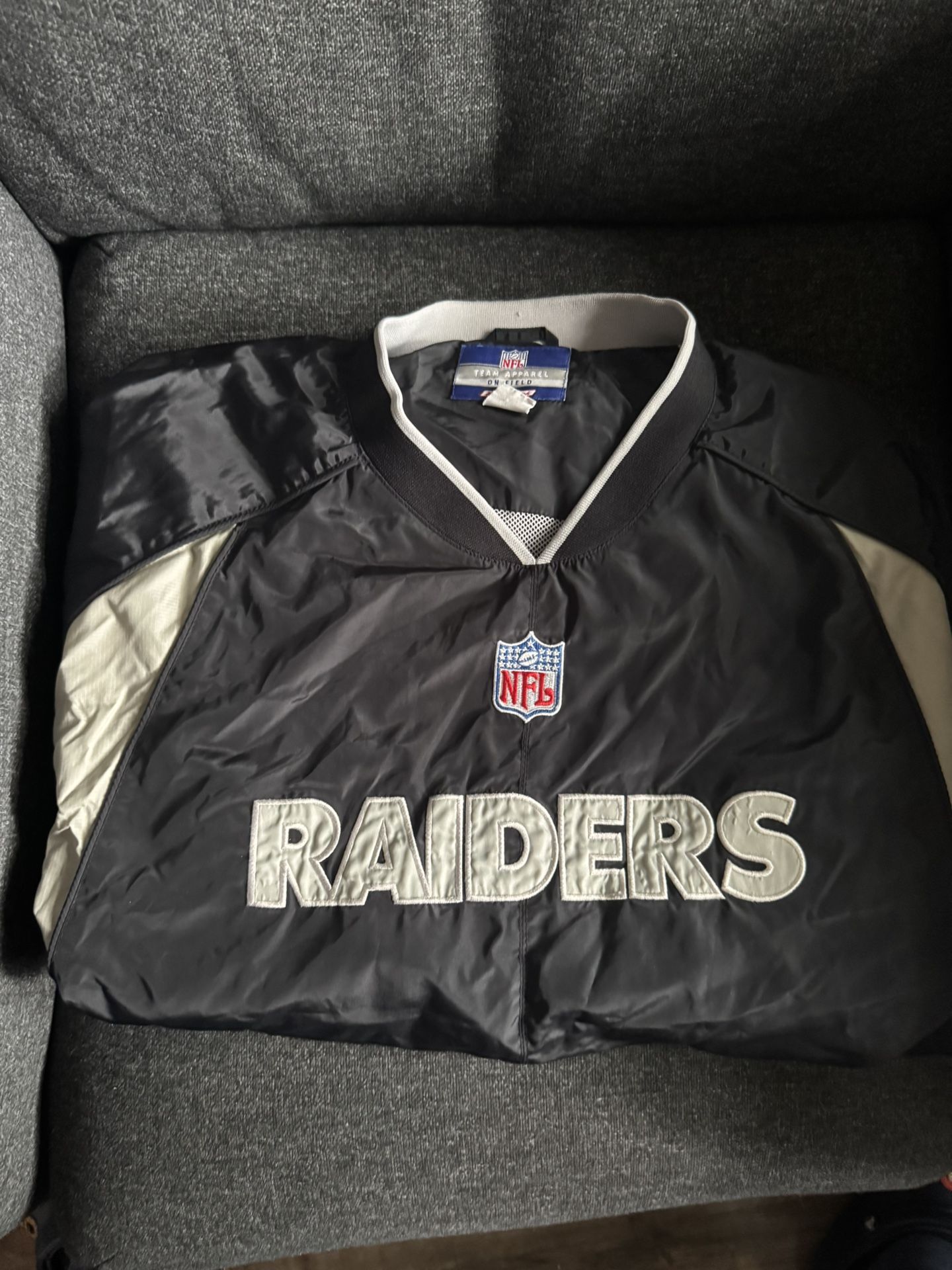Oakland Raiders Reebok Pullover Windbreaker Jacket 2XL