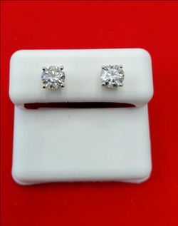 925 Silver 6MM Brilliant Cut Silver Round Cubic Stud Earrings