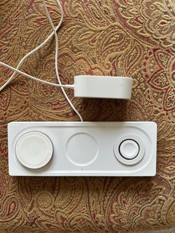 Wireless charger for Apple iphone, iwatch and airpods