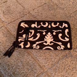 NEW Thirty One Black And White Wallet 7”x4”