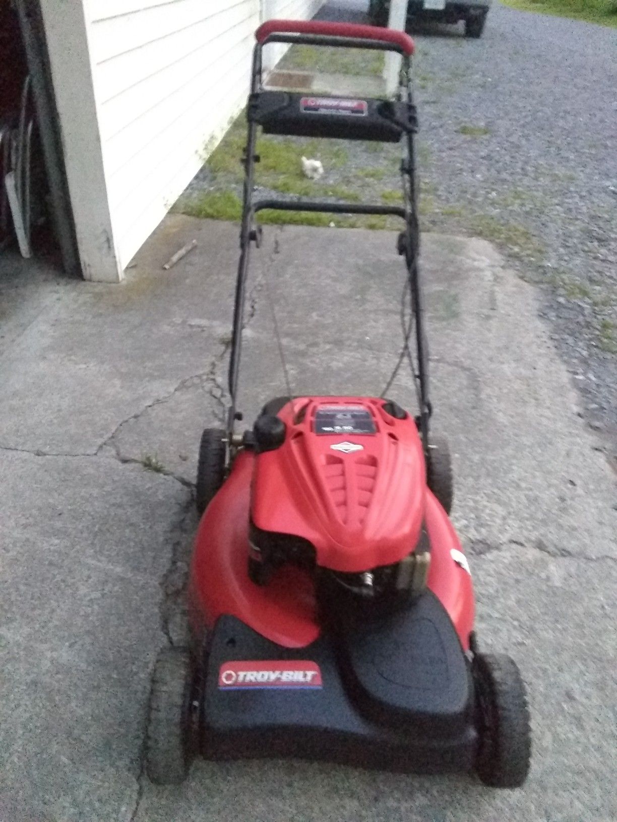 Troy Bilt "Electric Start & Self Propelled" walk behind Mulching Mower