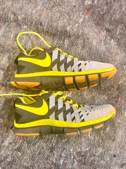 Nike Men’s Free TR 5.0 Rivalry Oregon Ducks size 10