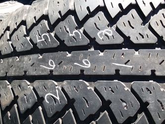 265 65 18 four Bridgestone tires $25 each