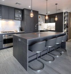 Custom Kitchen Cabinets