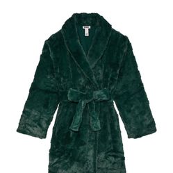 Short Cozy Robe