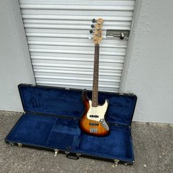 Electric Bass Guitar. 🎸 