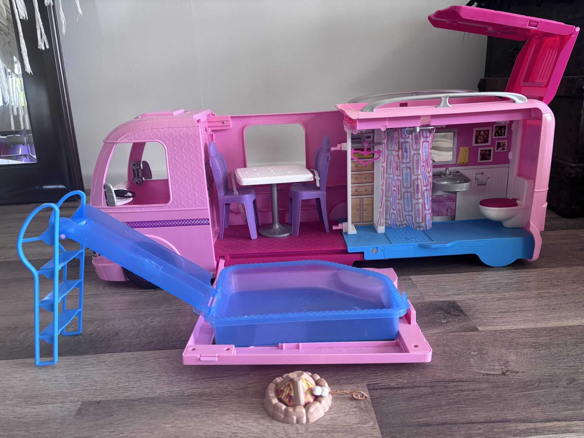 Barbie Camper And Jeep