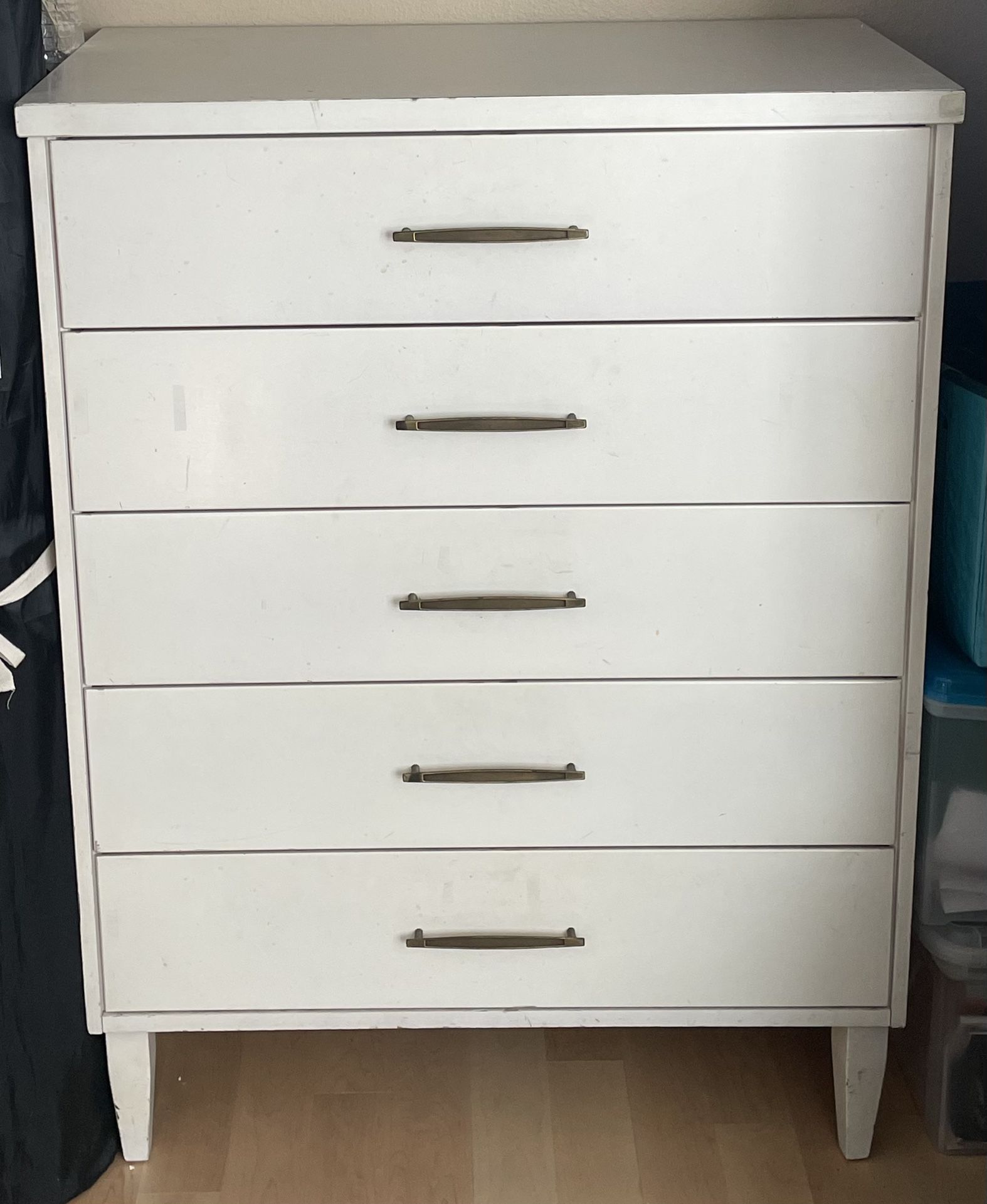 1969 Vintage White 5-Drawer Dresser