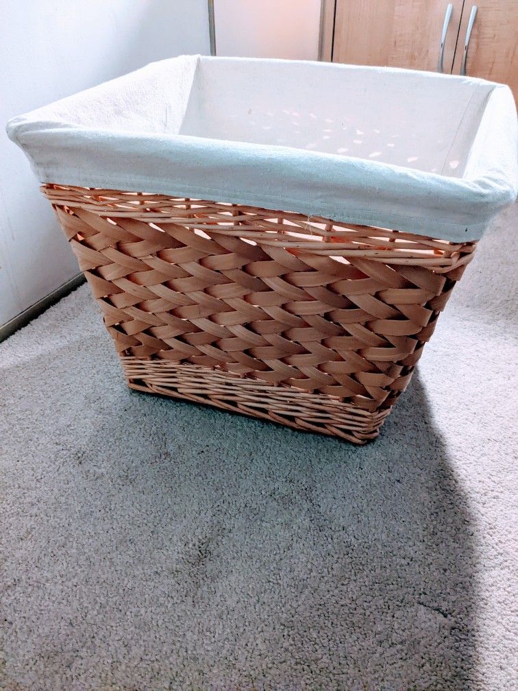 Storage Basket 🧺