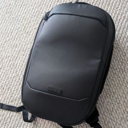 Nomatic Backpack Navigator 15L