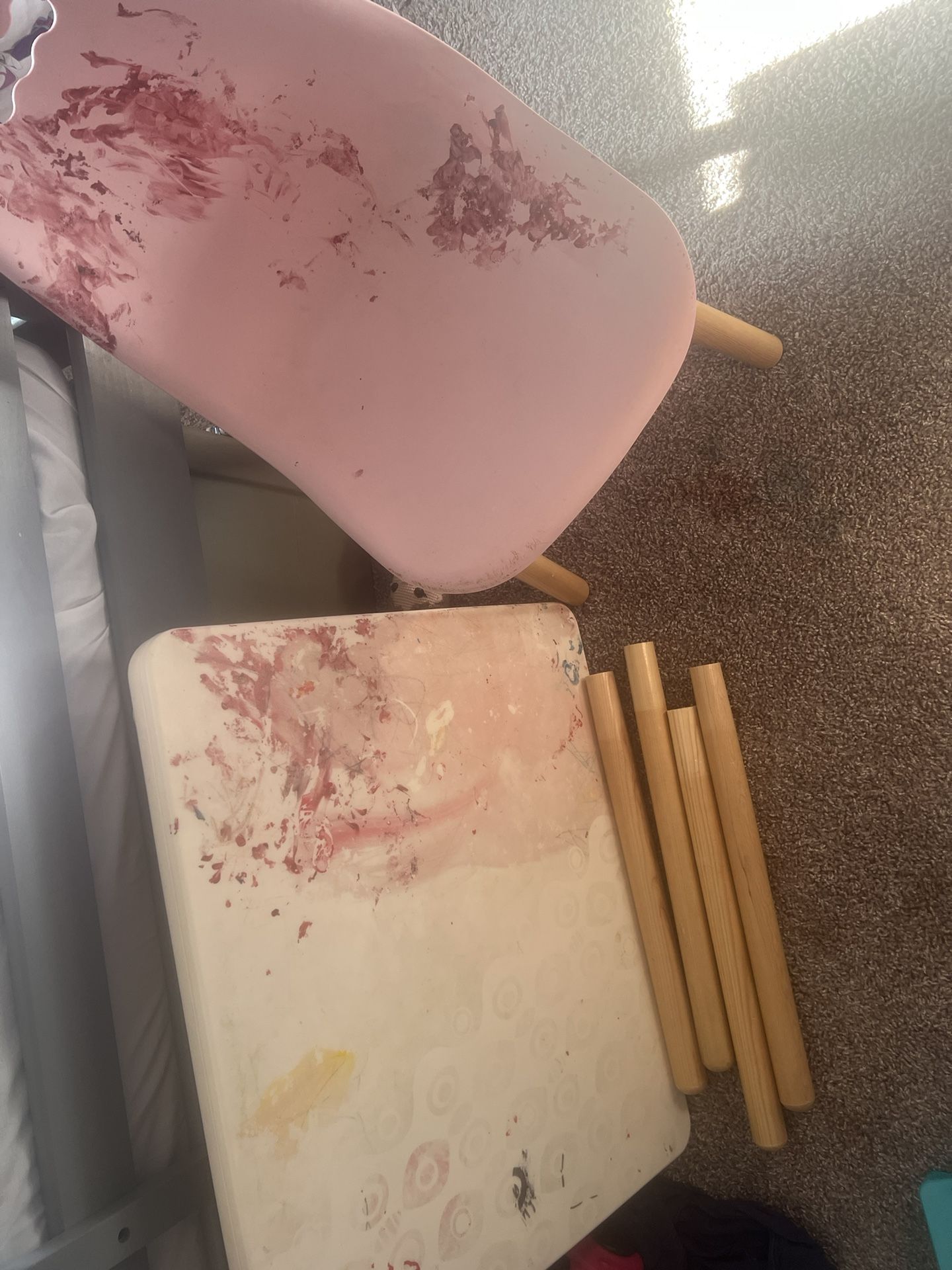 Kids Table. 